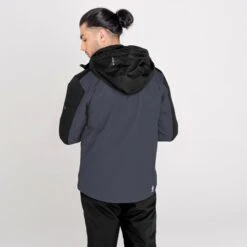 Dare2B Dare 2b Men's Observe II Ski Jacket Ebony/ Black 7 Dare2B Dare 2b Men's Observe II Ski Jacket Ebony/ Black -Crag Clothing Shop OBSERVEIIJACKETMODELBACK